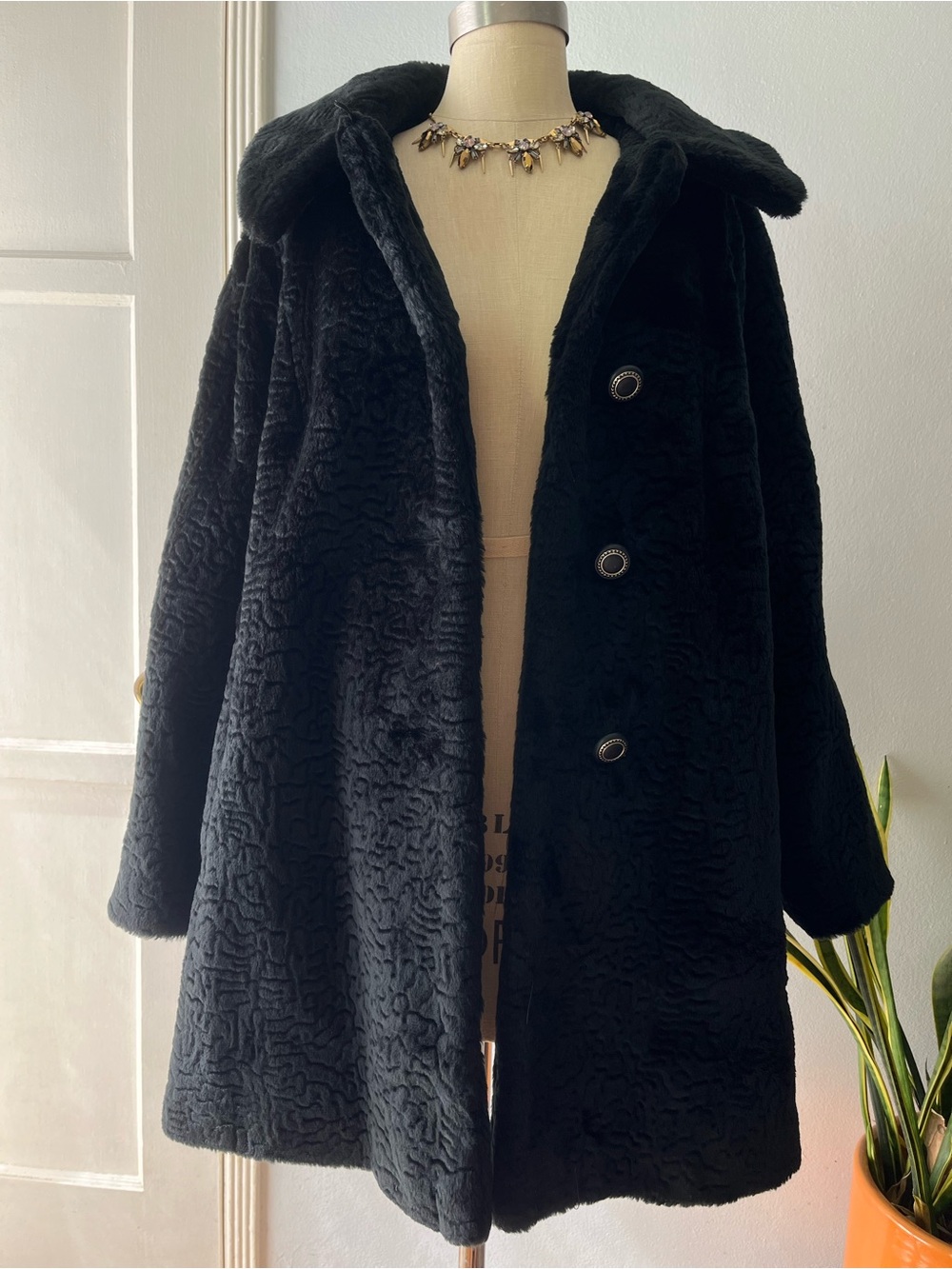 50’s Style Vintage Textured Faux Fur Swing Coat